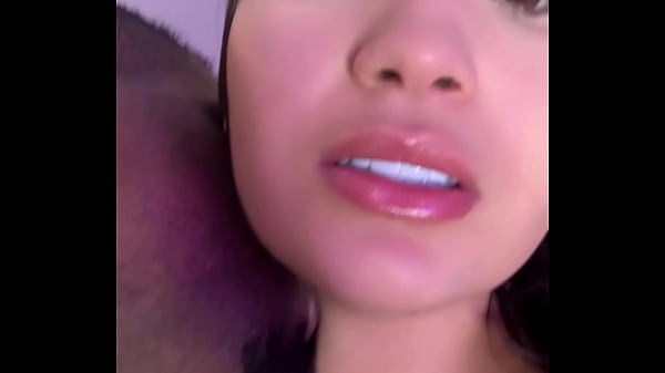 Vídeo vazado da Novinha japonesa fodendo com padrasto negão Purocudo